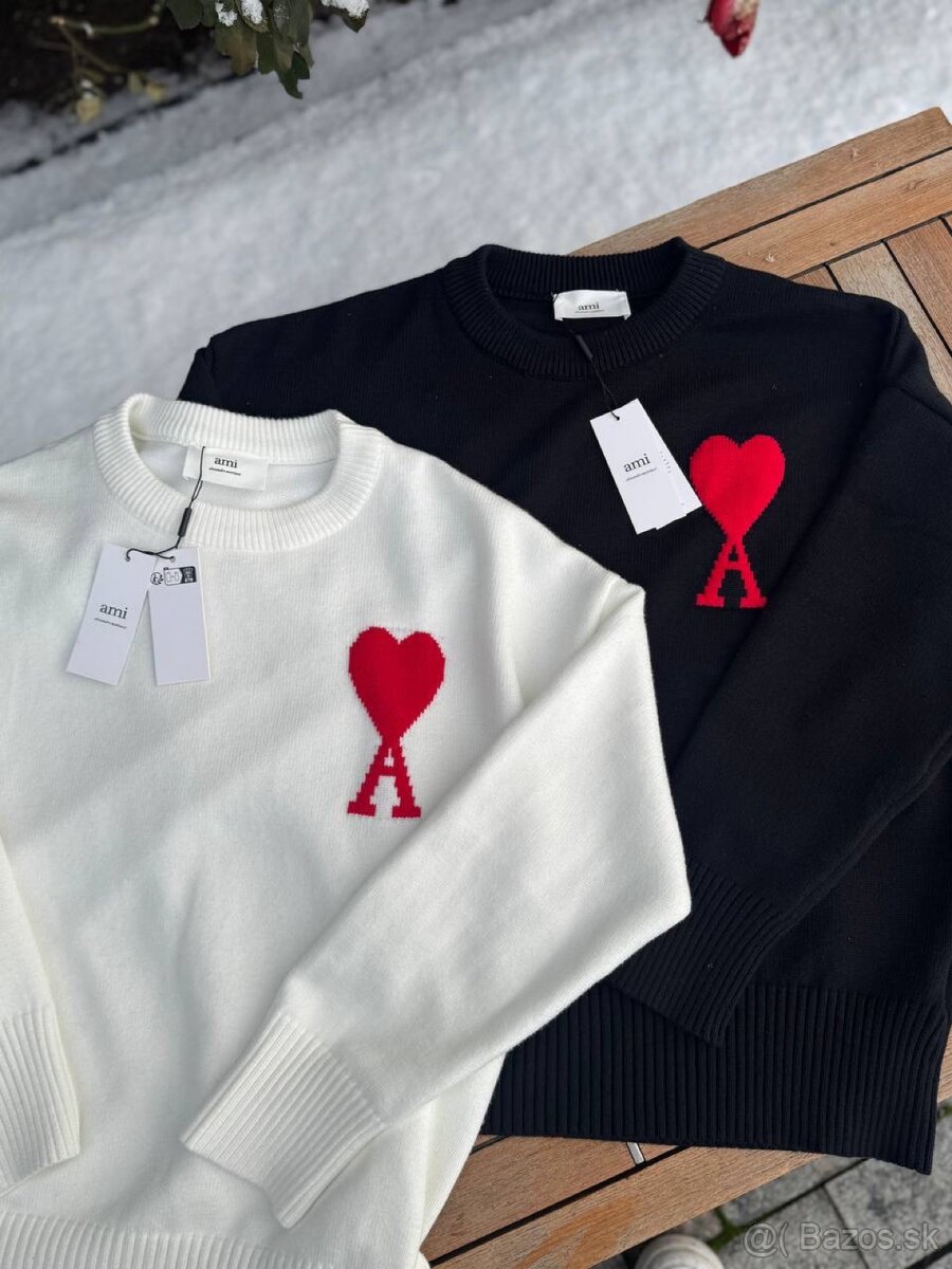 SVETER OD ZNAČKY Ami Paris🌐 - 2
