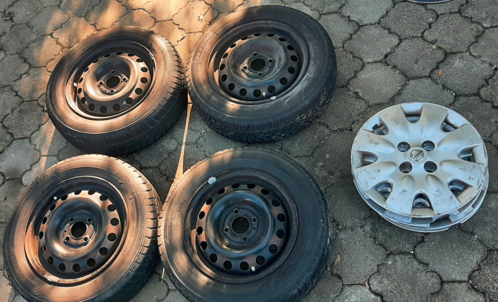 komplet kolesa original na Nissan Micra K12 - 2