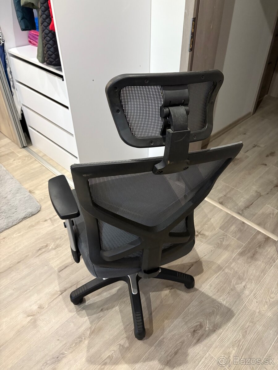 Kancelárska Ergonomická stolička - 2