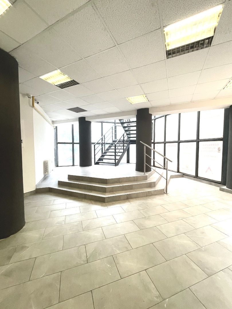 PINK Reality - Jedinečné komerčné priestory v centre Galanty - 2