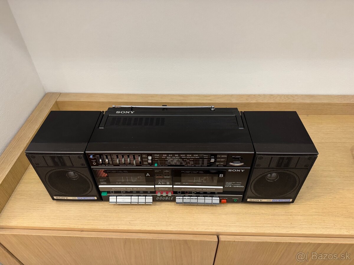 Predám SONY CFS-600 kazetový rádiomagnetofón - 2