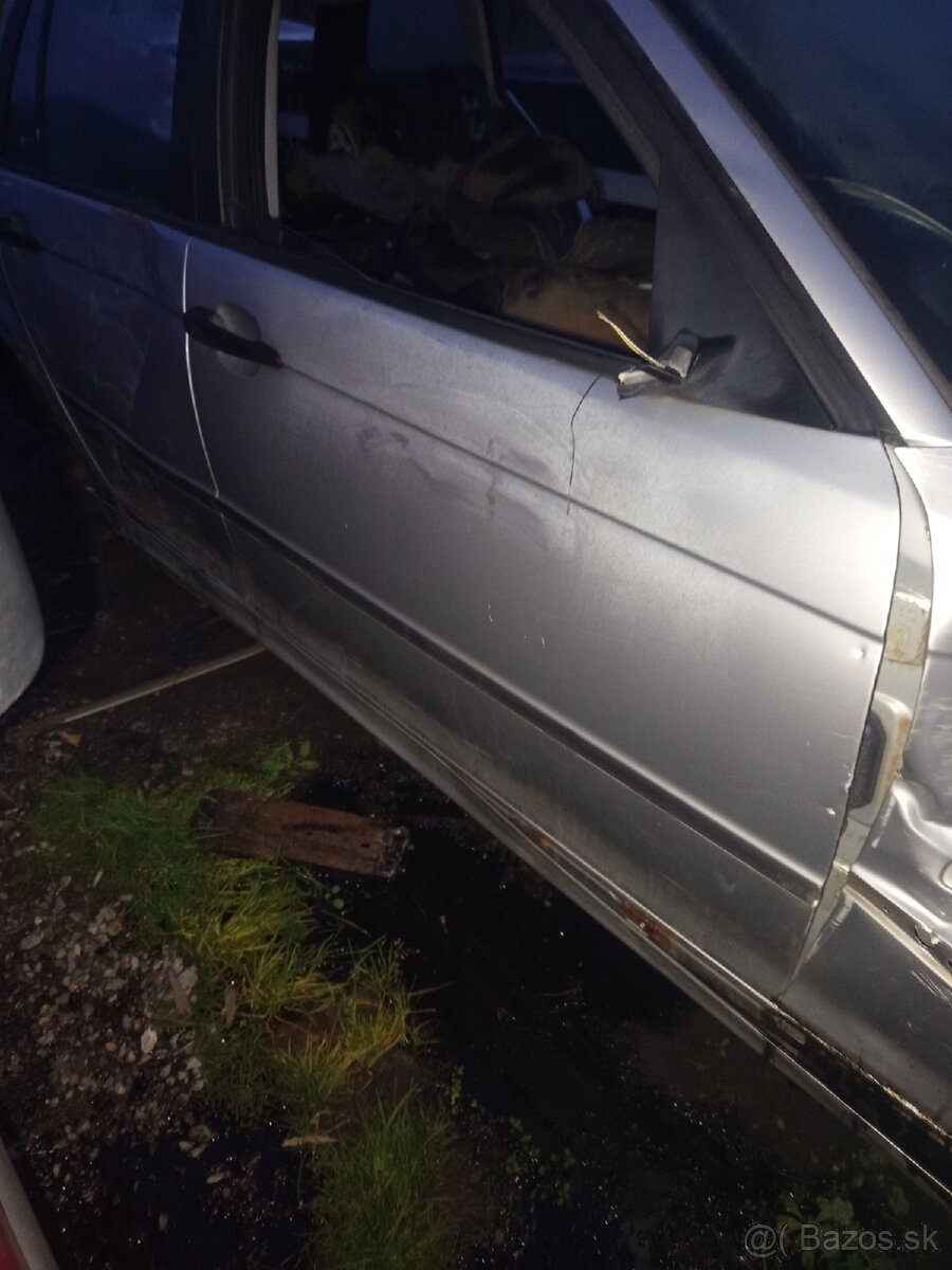 Práve predné dvere BMW E46 - 2