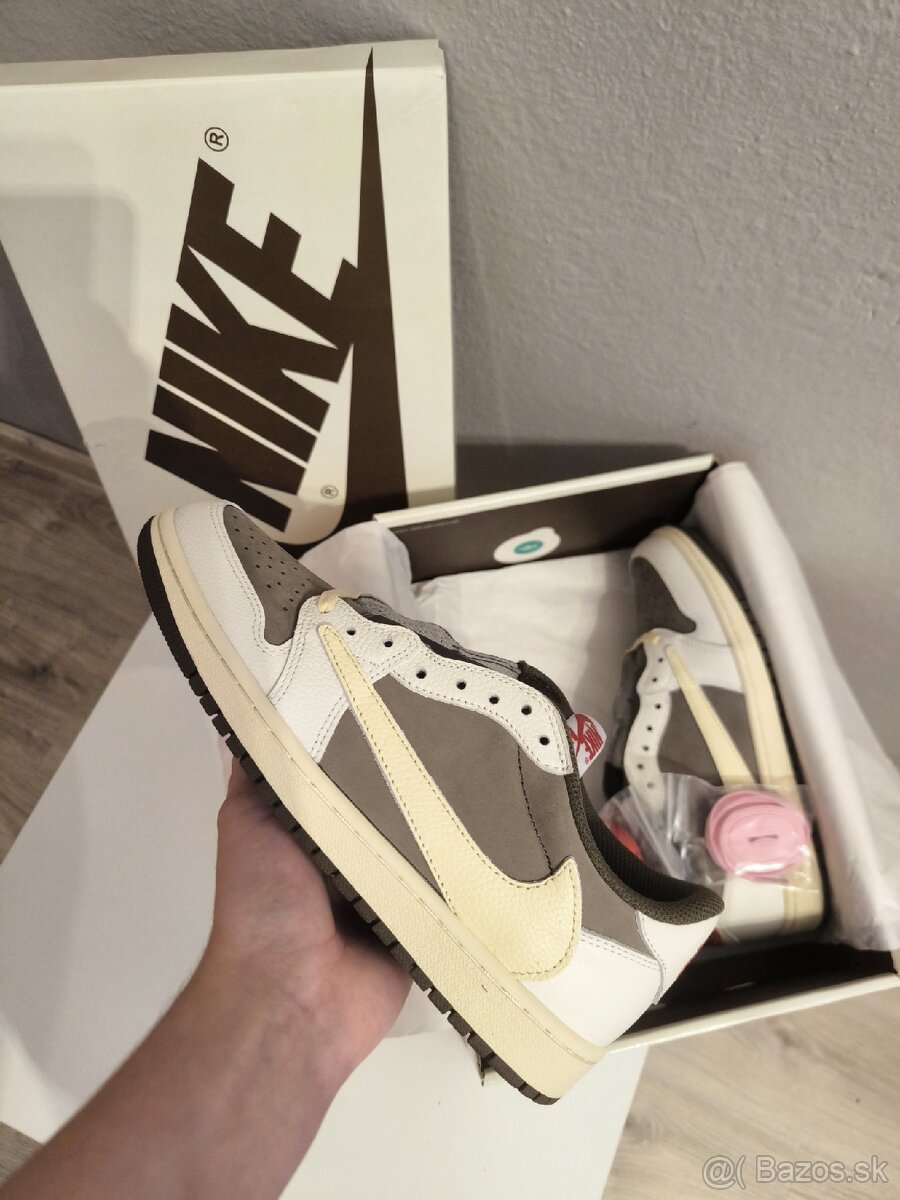 Jordan 1 Low x Travis Scott Reverse Mocha ⚪🤎 - 2