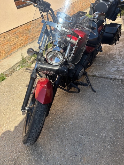 Yamaha XVS 1300 CU - 2