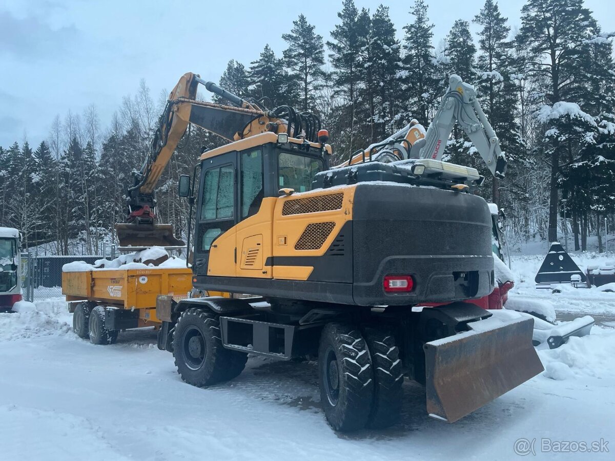 Kolový otočný bagr Hyundai HW160 - 2