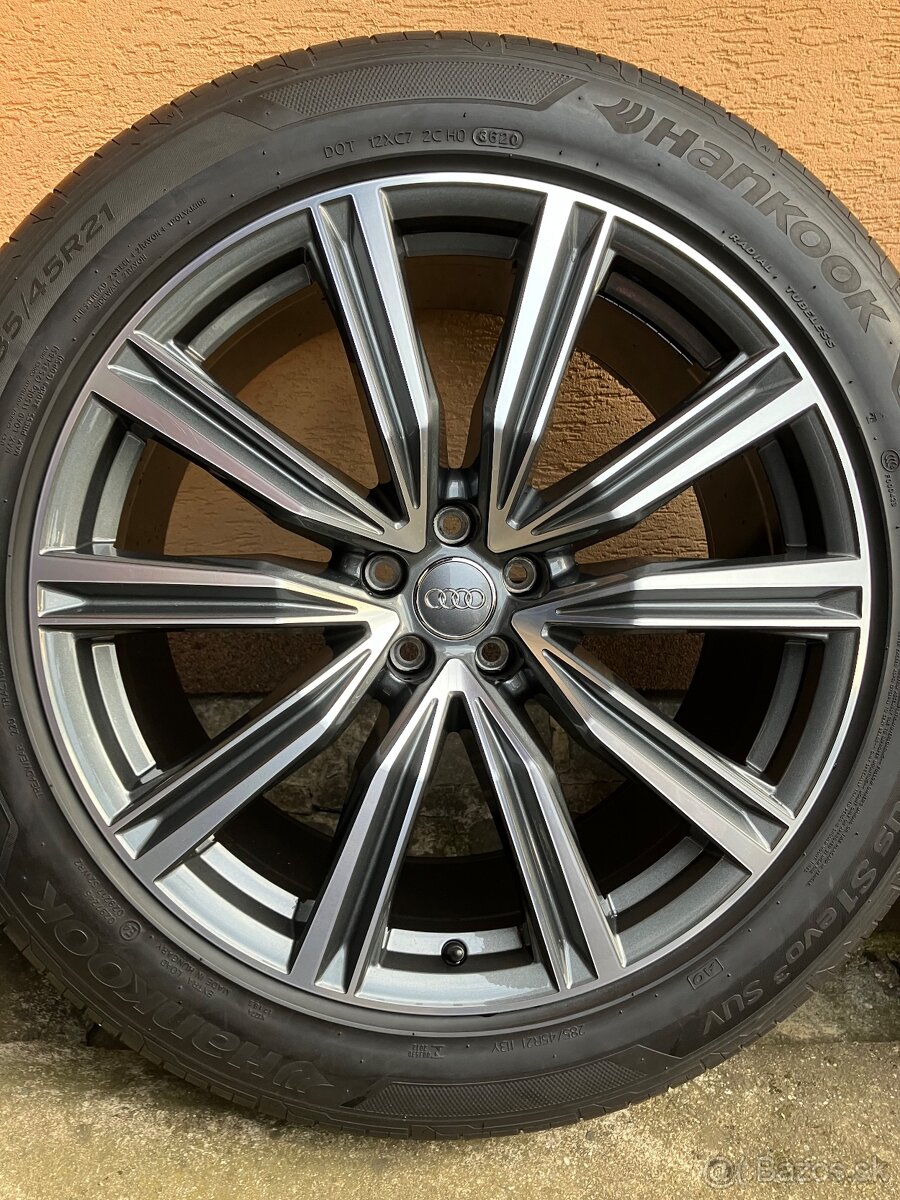 Letná sada Audi Q8 - 2