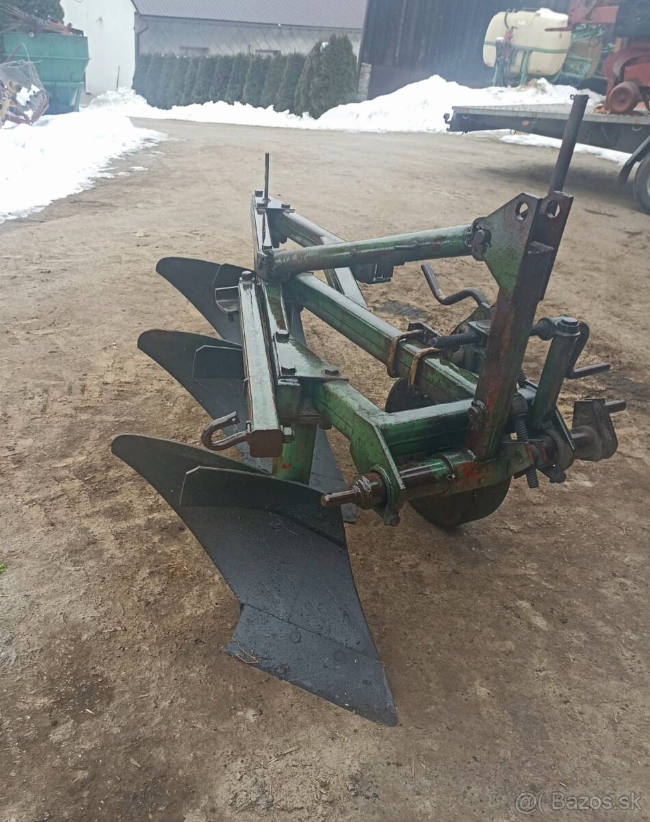 Pluh 3-radlicny AGROMET - 2