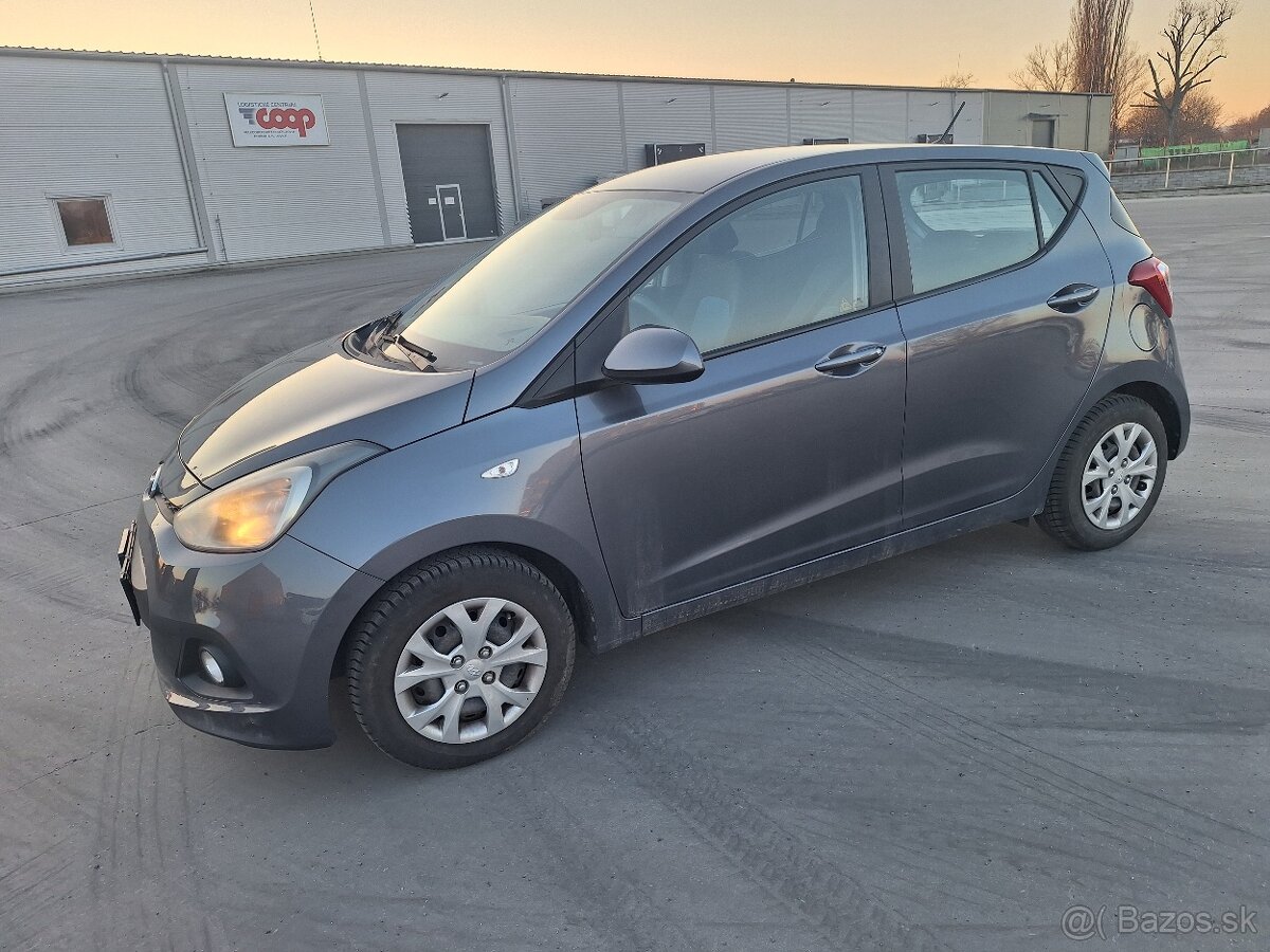 HYUNDAI I10 BENZÍN 1,2 AUTOMAT - 2