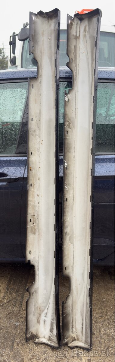 BMW X1 E84 M-PAKET pravý & ľavý spodný prah, ORIGINAL - 2