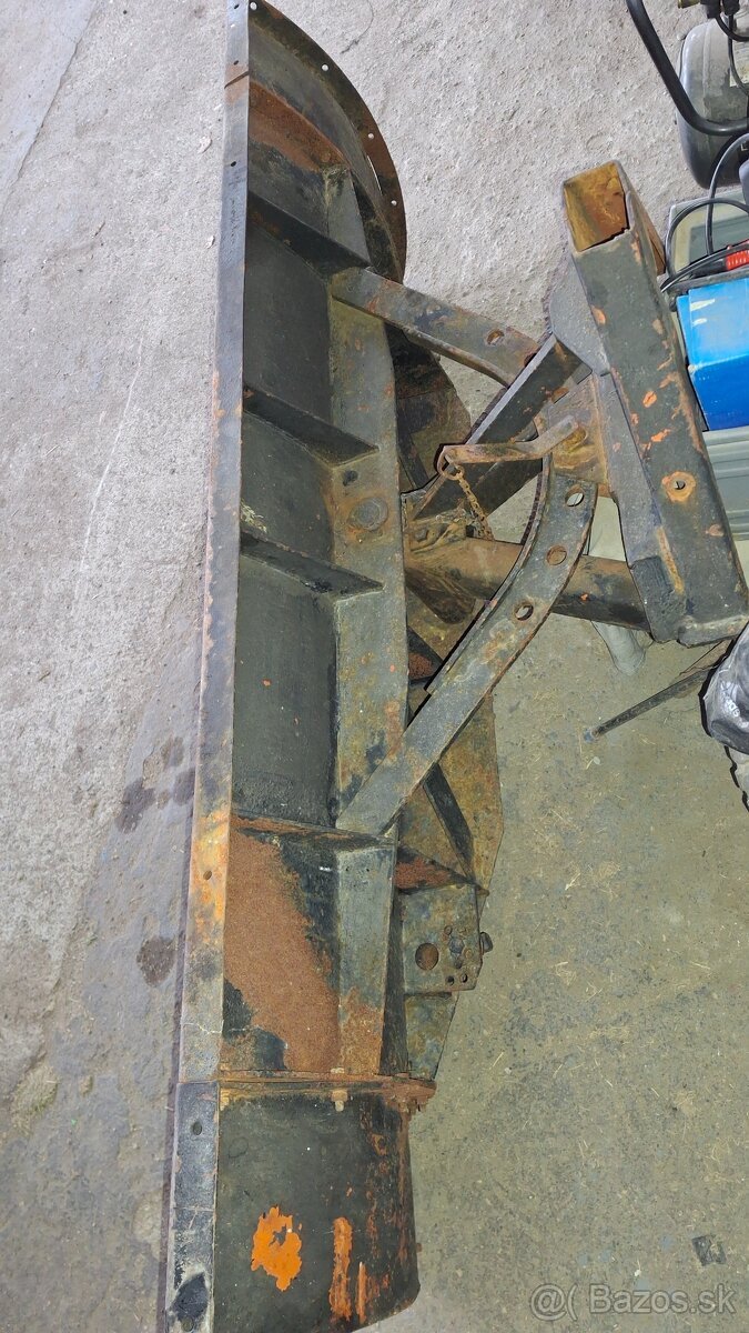 predám čelnu radlicu ARS-171 k malotraktoru - 2