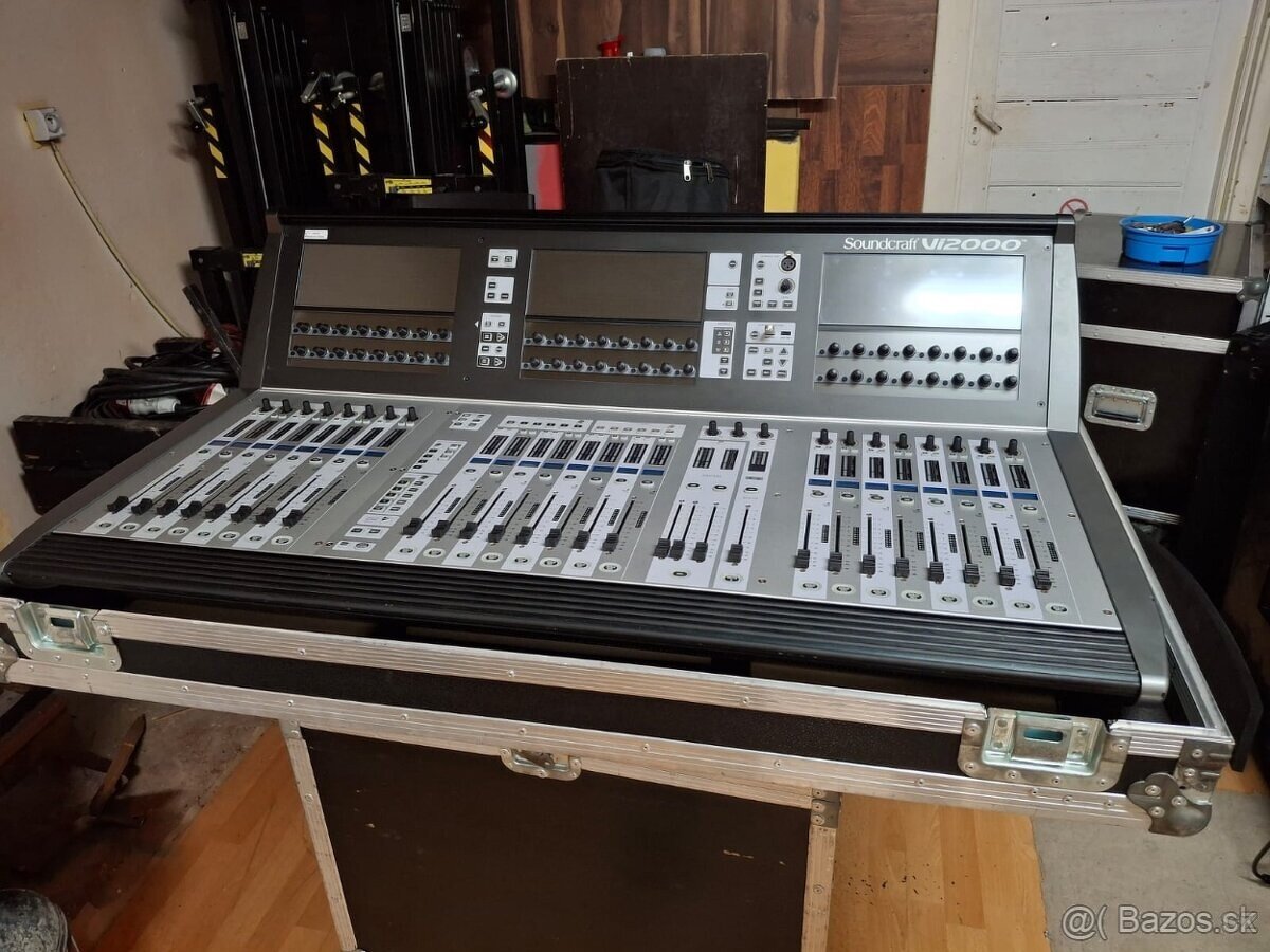 Soundcraft Vi2000 - 2