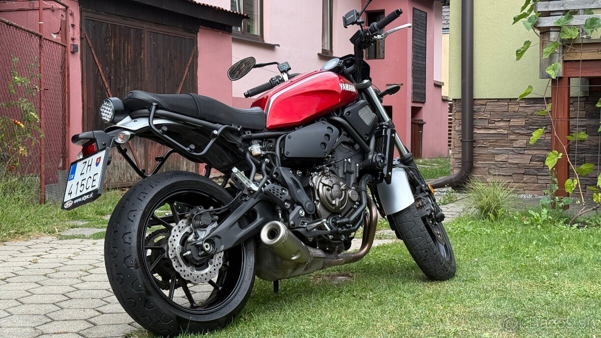 Yamaha XSR 700 - 2