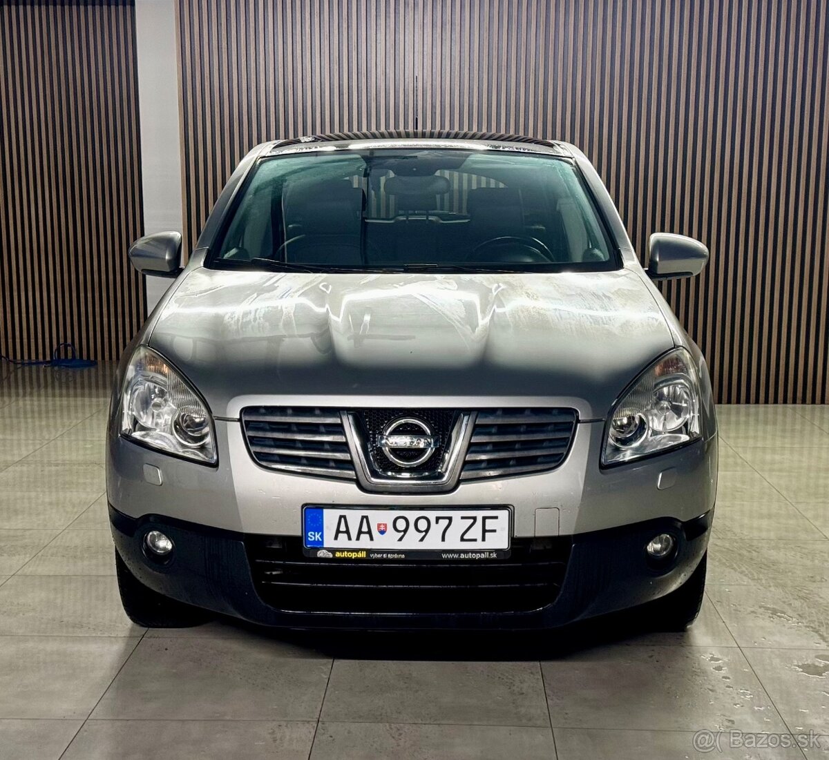 Nissan Qashqai 2.0 dCi 4x4 Automat/Vysoká výbava - 2