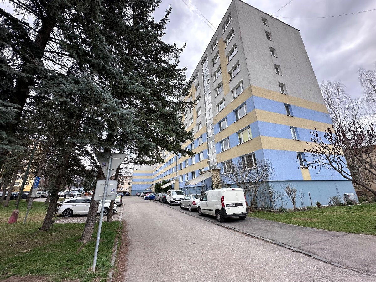 1izbovy byt na predaj Brezno- centrum-Malinovského - 2