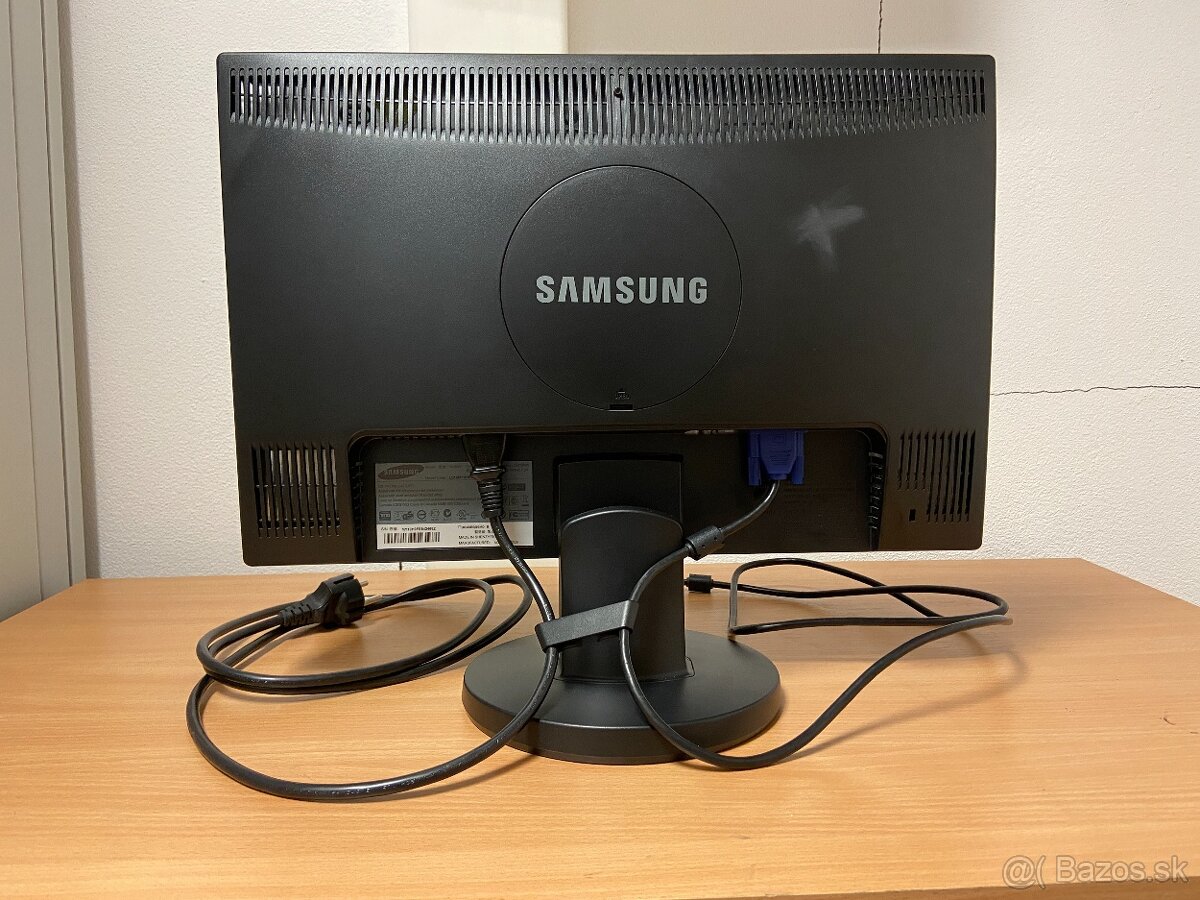 Samsung SyncMaster 943NW – 19" LCD monitor - 2