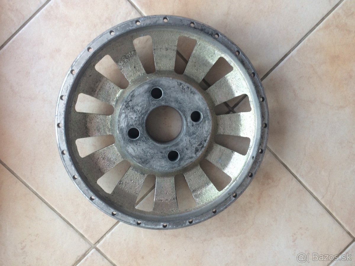 Stred kola ARC Brno 4x98 mm, materiál elektron - 2