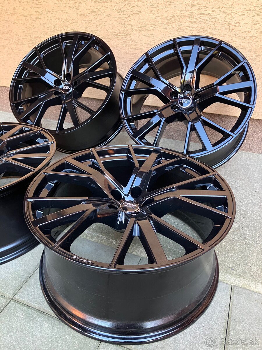 Audi R22 4M0601025DP - 2