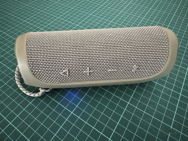 Predám reproduktor JBL FLIP 4 - 2