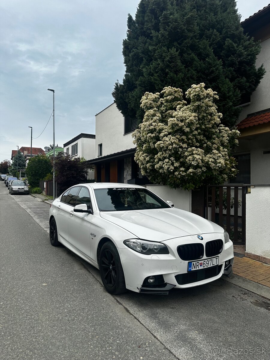 Bmw f10 520 - 2