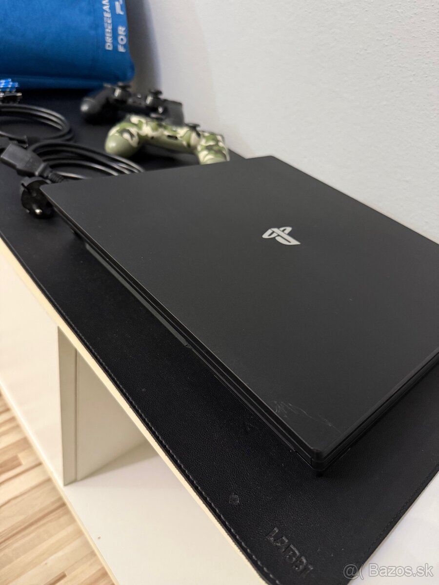 PlayStation 4 pro 1TB, Ps4 - 2