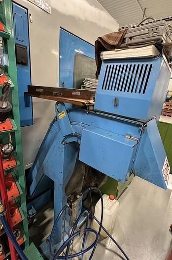 CNC fréza DUGARD EAGLE 850 VMC + dopravník triesok - 2