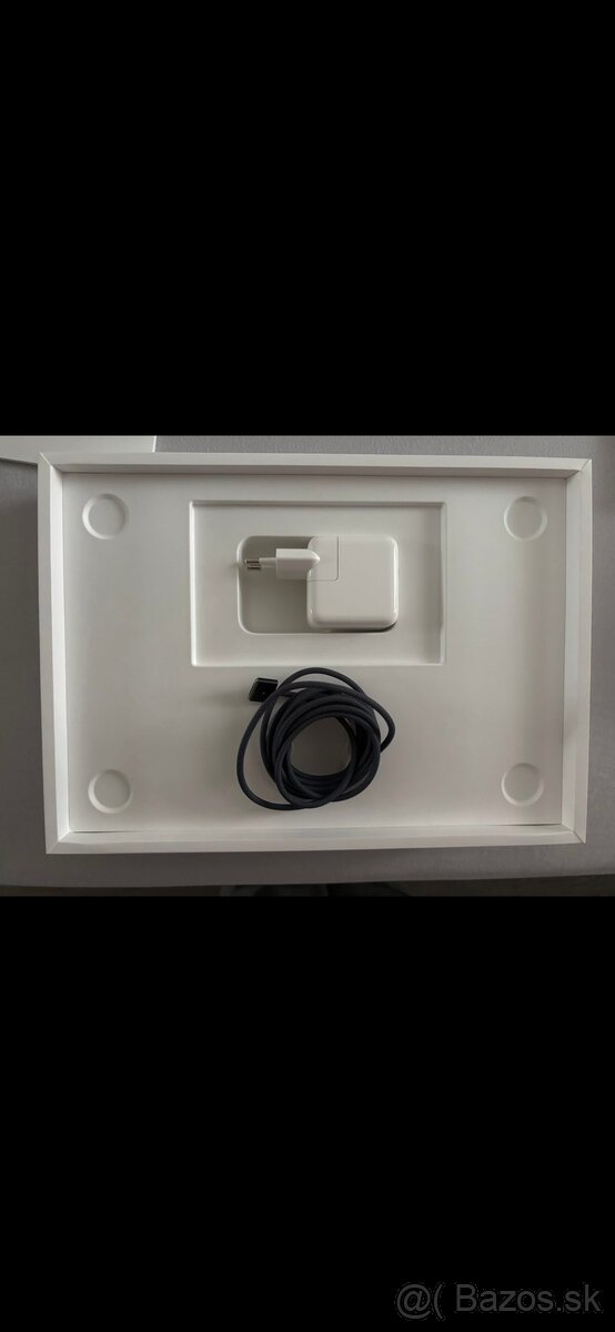 MacBook Air 256GB 13,6-palcový - 2