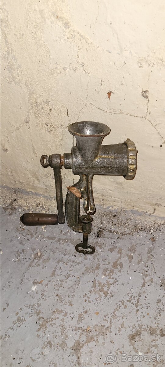 Mlynček na mäso,obrazy - 2