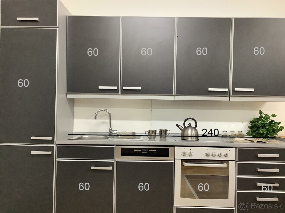 Šedá kuchyně STELLA - 2