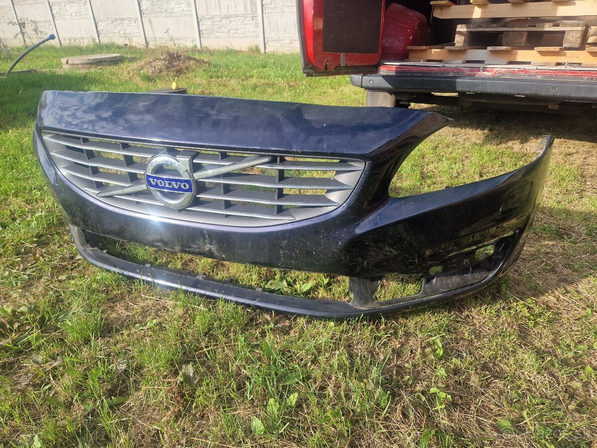 Predný nárazník Volvo S60/V60 - 2