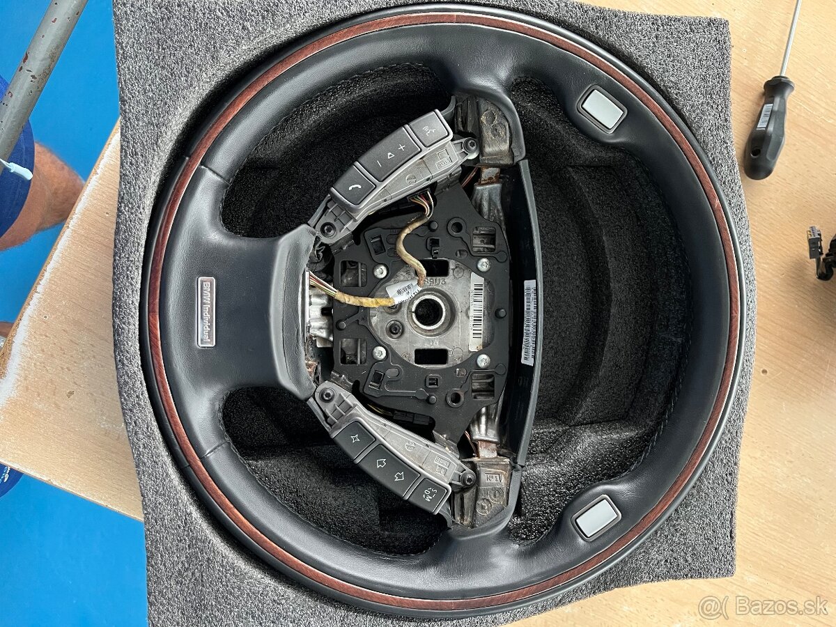 BMW E65 Individual volant - 2