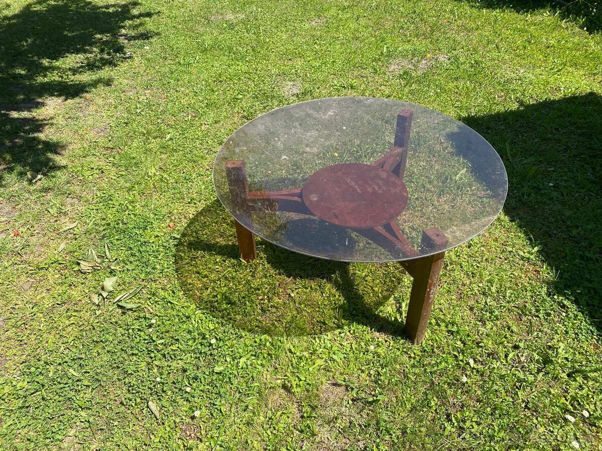 Starý retro nábytok - 2