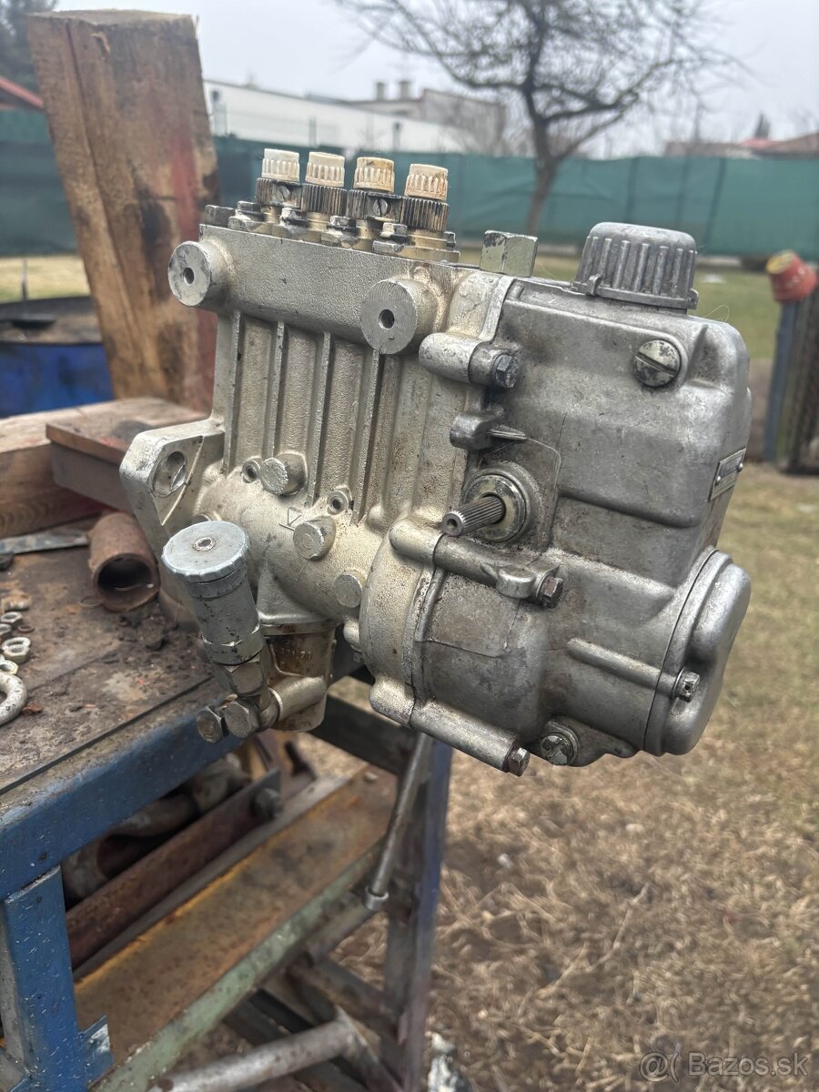 Vstrekovacie čerpadlo Zetor kryštáľ 101 - 2