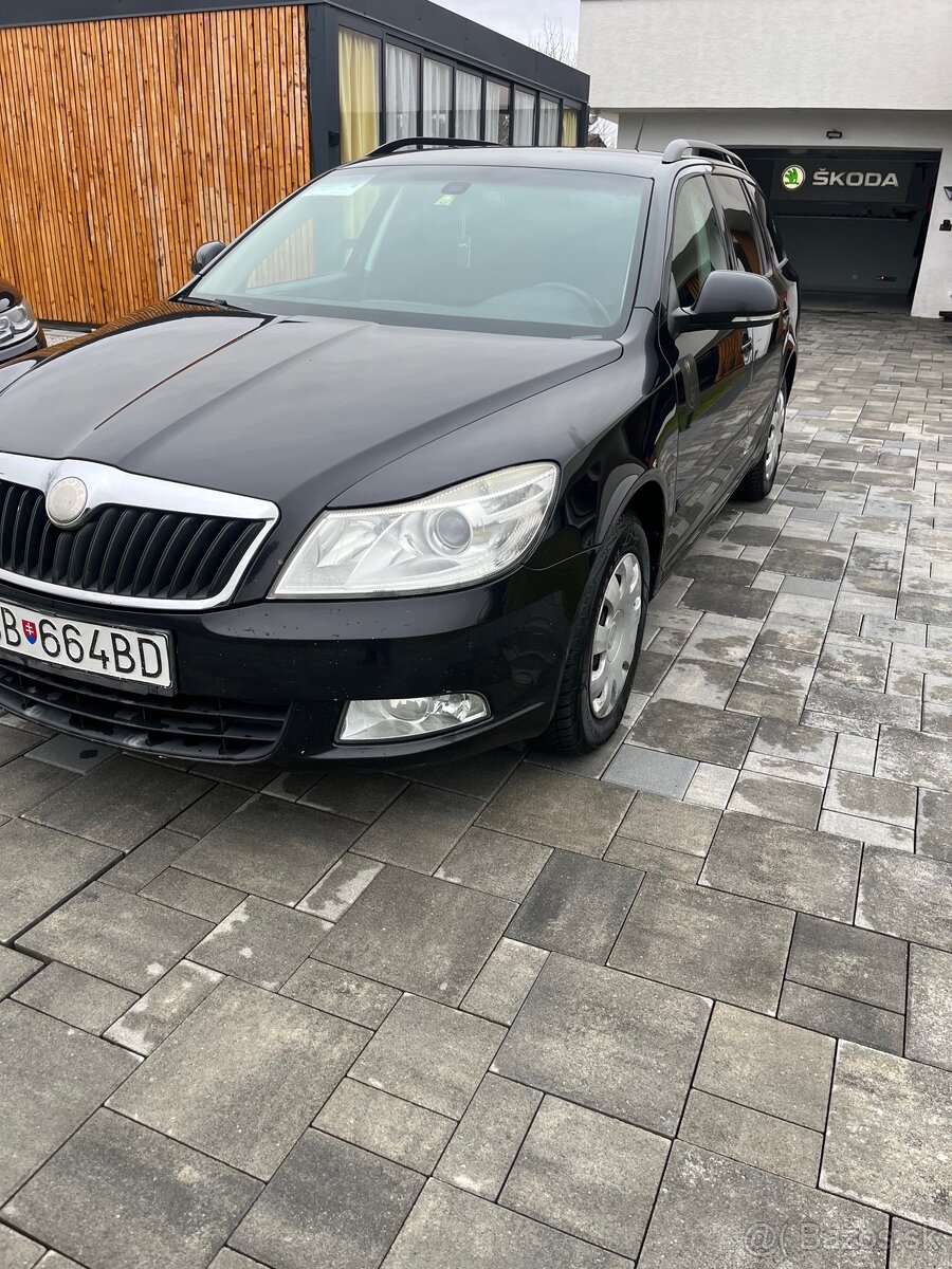 Skoda octavia cambi 1.9 tdi Dsg elegance - 2