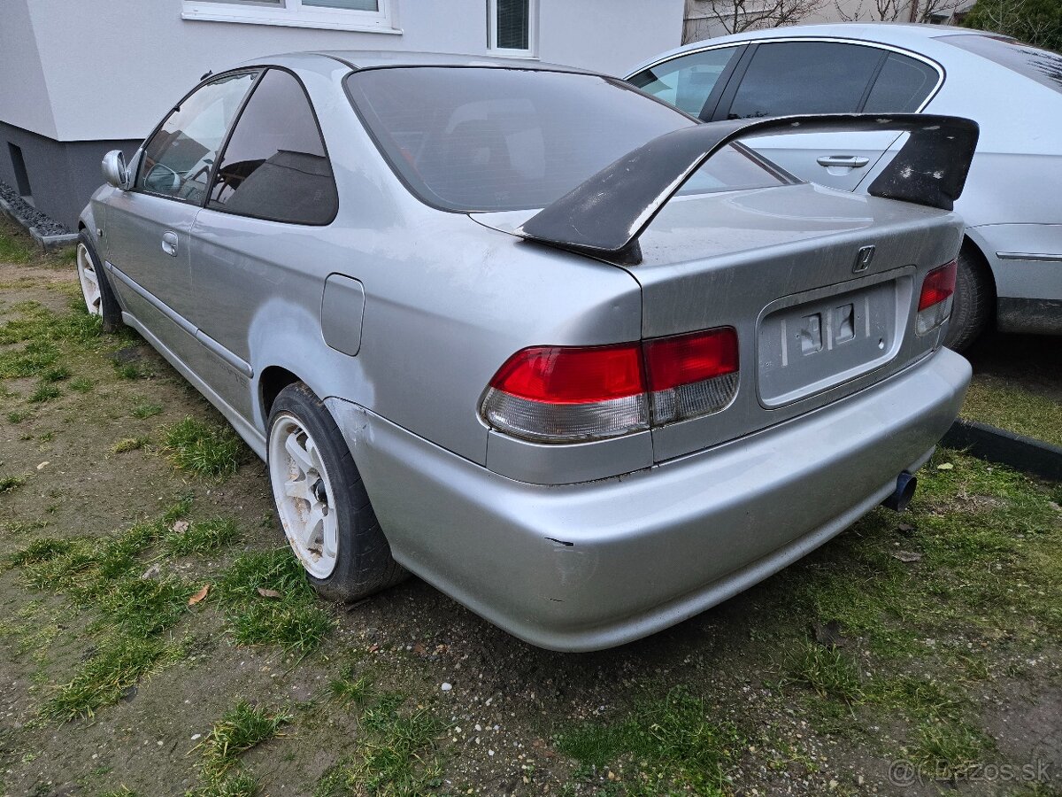 Honda civic 6G coupe - 2