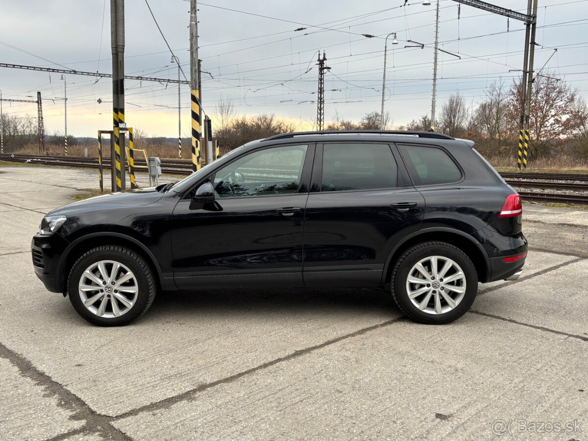 Volkswagen Touareg 3.0TDI Exclusive - 2