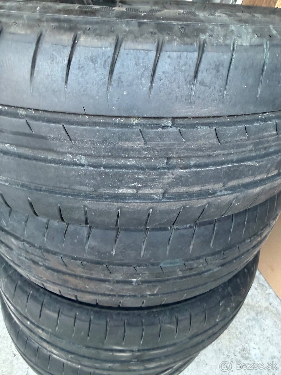 Dunlop LETNE 185/60 R15 84H - 2