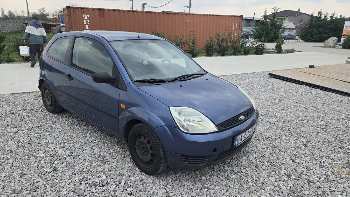 Ford fiesta 1.3benzin - nová stk ek - 2
