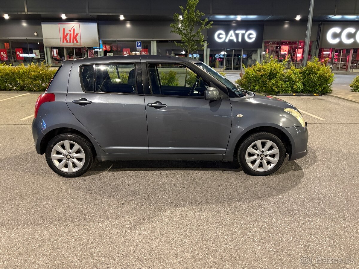 Suzuki Swift 4x4 1.3 - 2