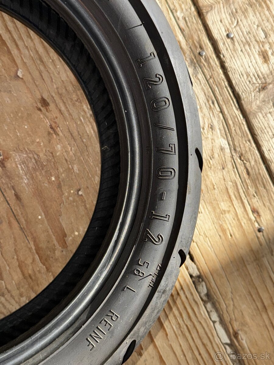Pneu 120/70 R12 - 2
