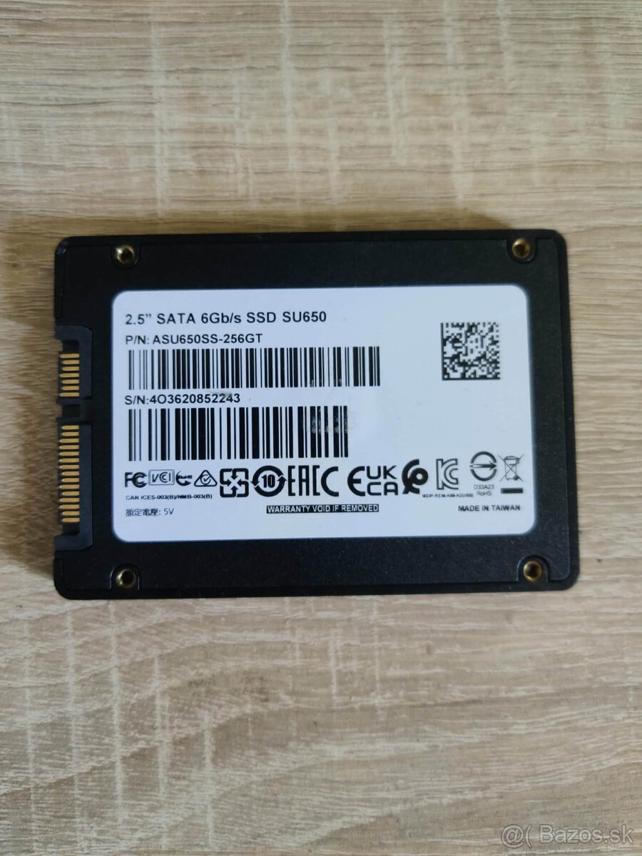 ADATA Ultimate SU650 256 GB - 2