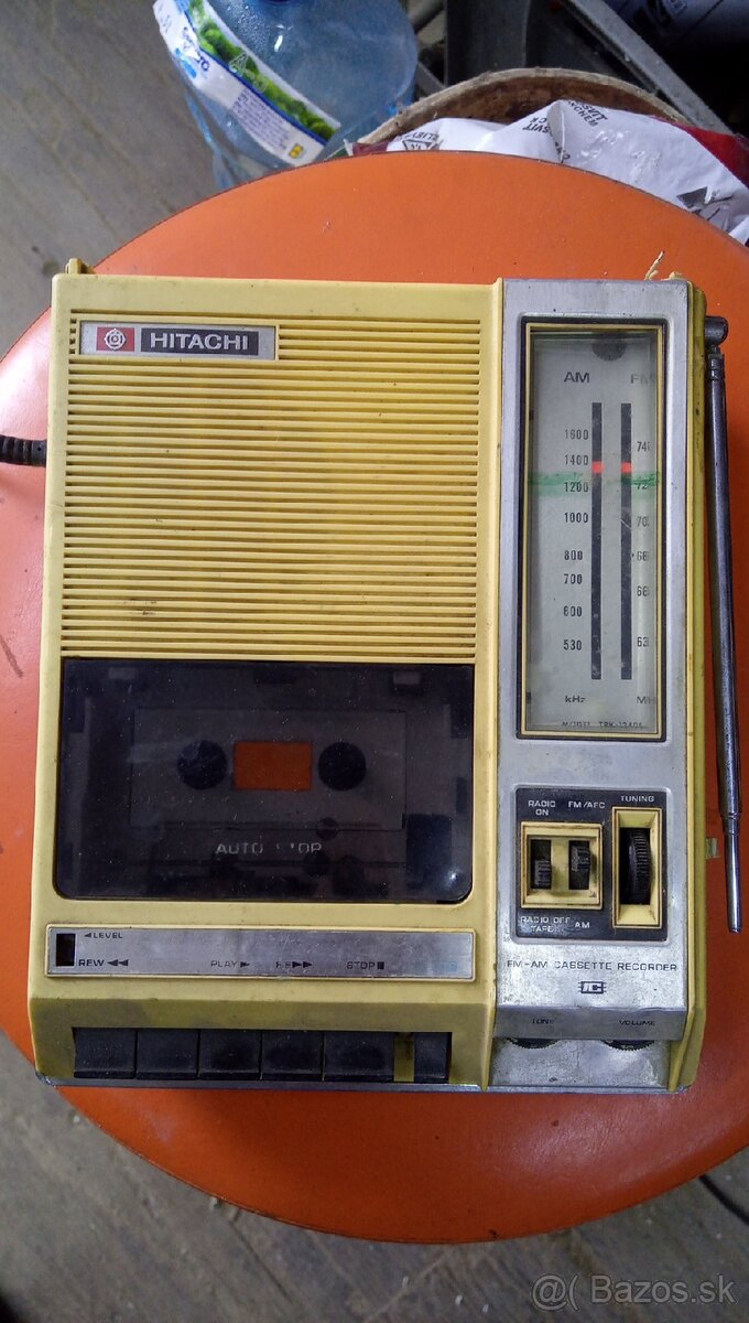 Radiomagnetofón Hitachi - 2