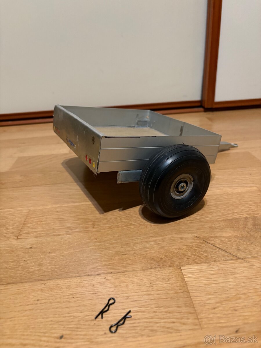 Prívesný vozík za rc auto 1/10 - 2