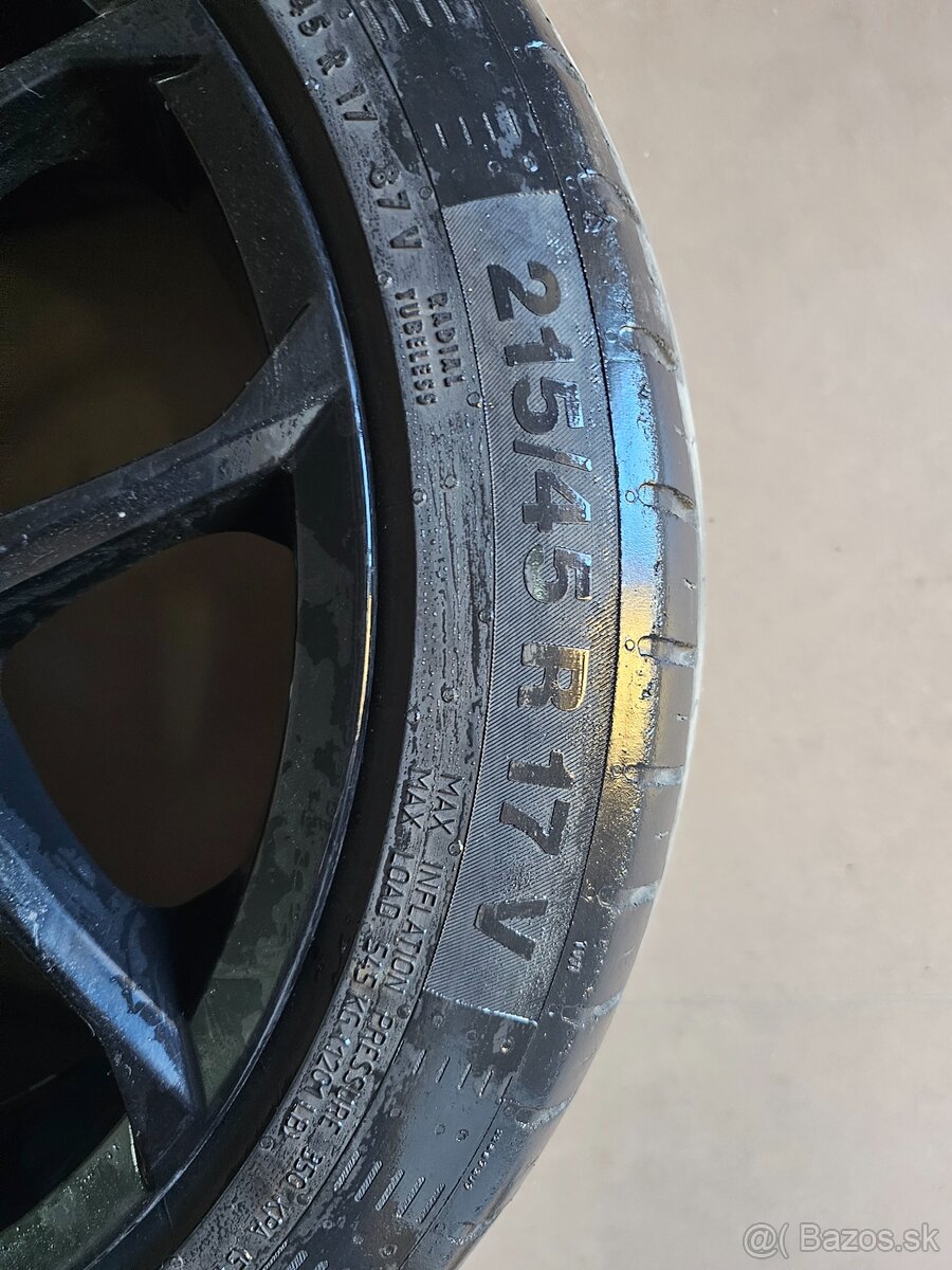 215/45 R17 - 2