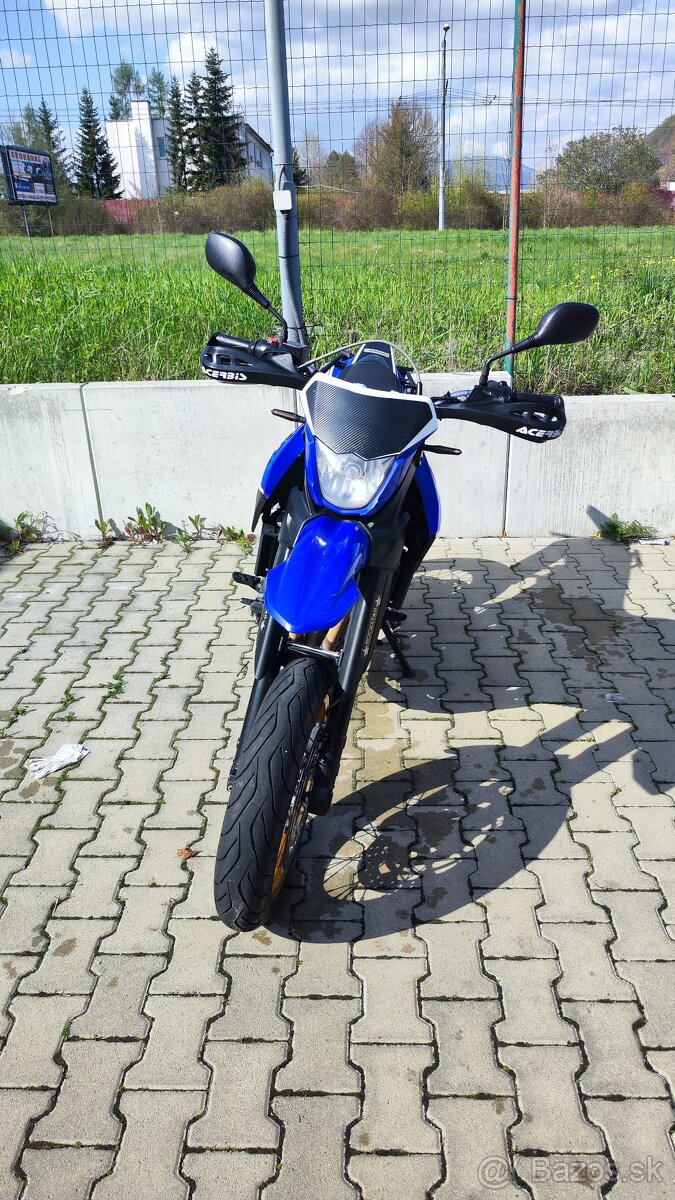 Yamaha XT660X