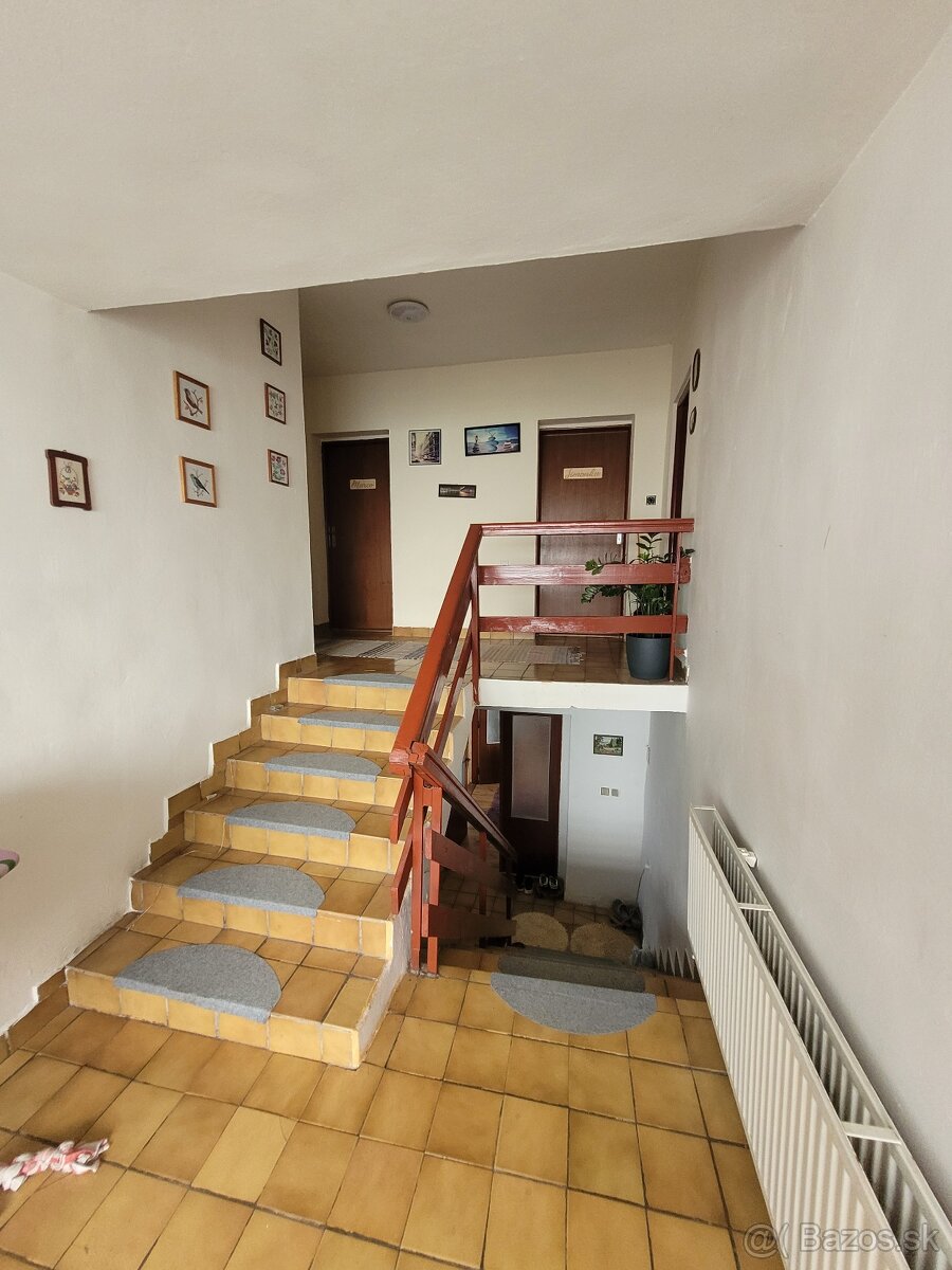 Ponúkame priestranný dom za skvelú cenu. - 2