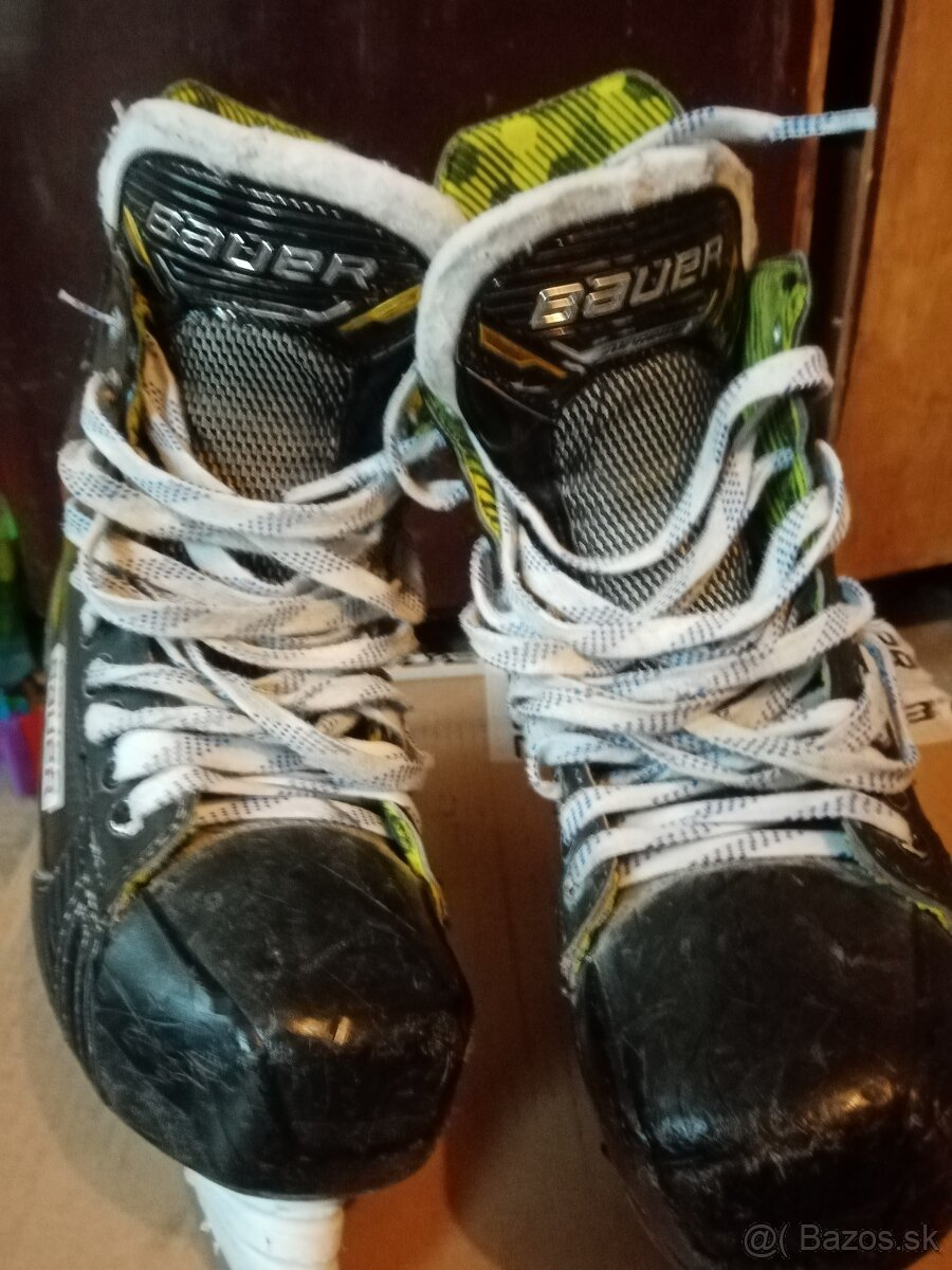 Korčule Bauer Supreme M3 č. 9 EE - 2