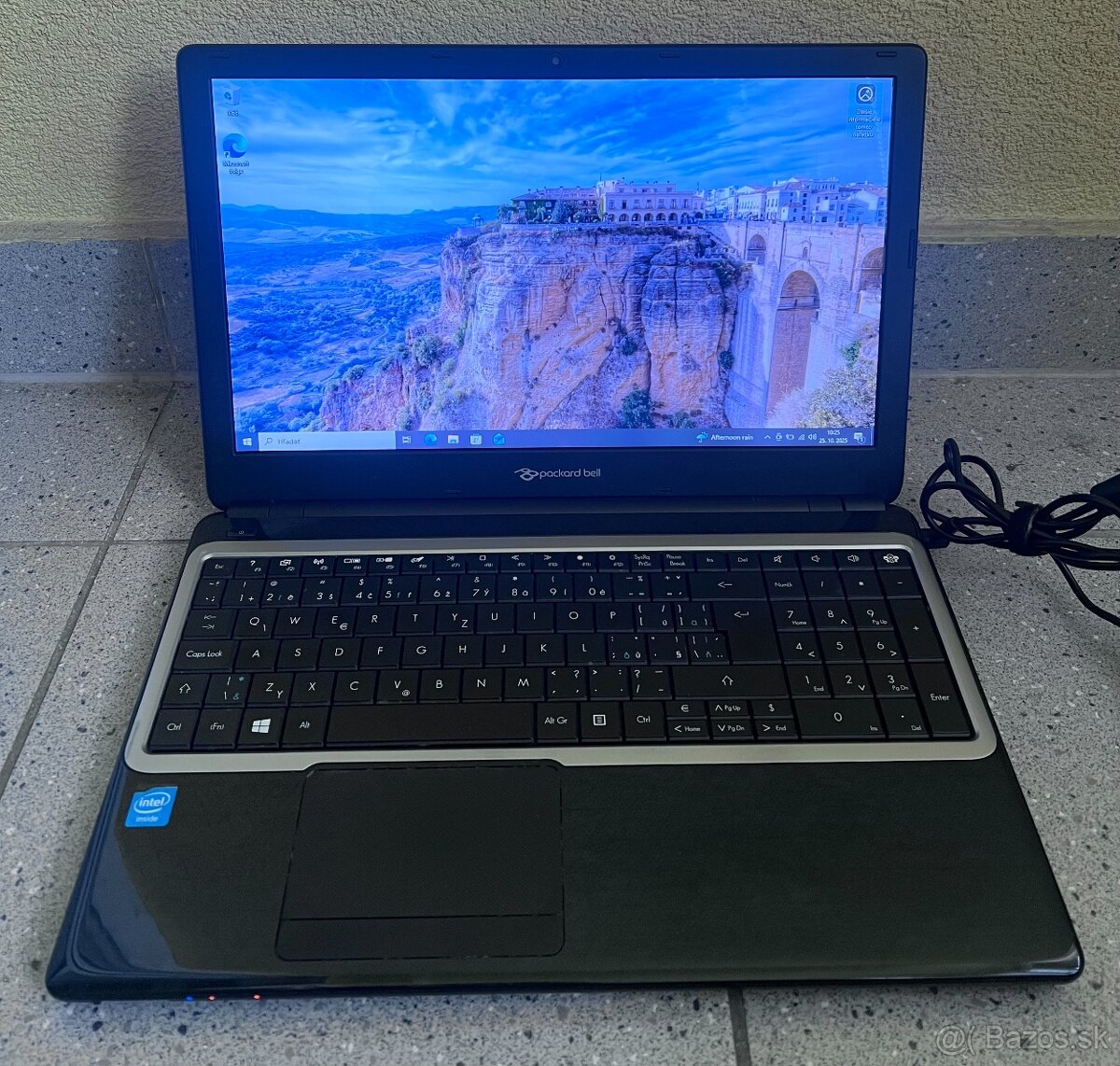 Packard Bell / Celeron 2955U / 4GB RAM / 120GB SSD / 15.6" - 2