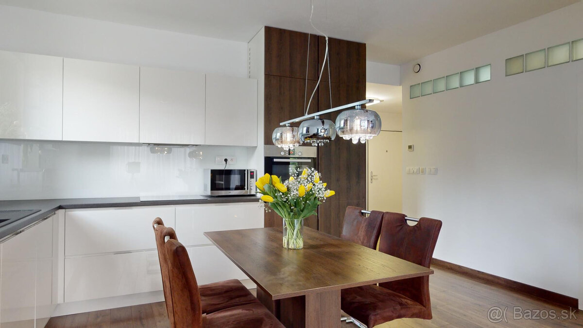 Pôvabný 2-izb. byt na prenájom v komornom projekte Petržalsk - 2