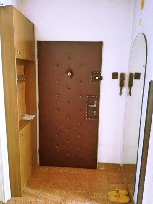 Prenájom 4-izbový byt, aj po izbách. - 2