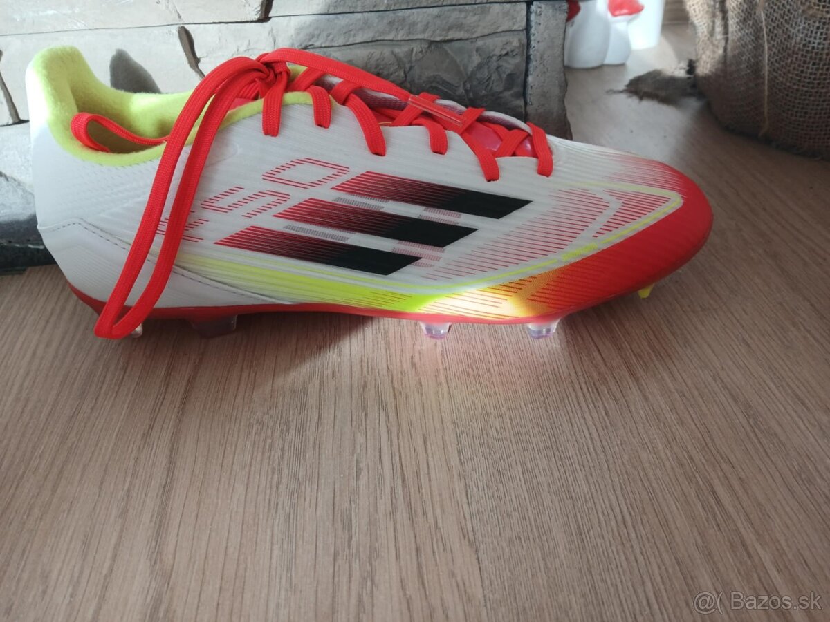 Predám kopačky značky Adidas F 50 - 2